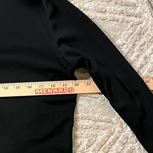 EXCLUSIVELY MISOOK Cardigan Sweater Size M Black Blue Gray Chevron Stripe Accent - Picture 12 of 16